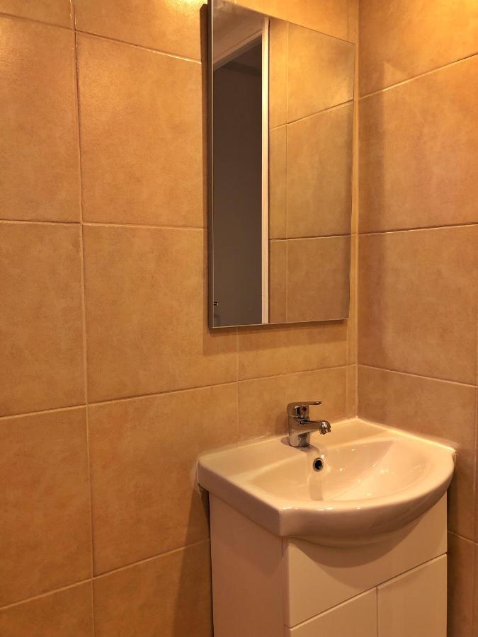 Argo Apartment 15Min From The Airport, 1Min From The Beach Artemis City Center Kültér fotó